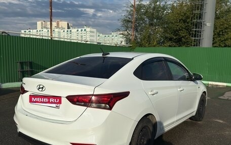 Hyundai Solaris II рестайлинг, 2018 год, 850 000 рублей, 6 фотография