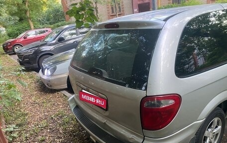 Chrysler Town & Country IV, 2004 год, 540 000 рублей, 4 фотография