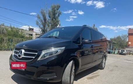 Mercedes-Benz V-Класс, 2016 год, 3 940 000 рублей, 3 фотография