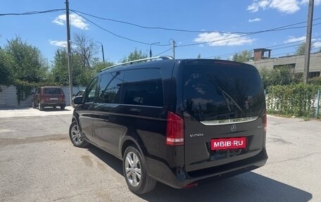 Mercedes-Benz V-Класс, 2016 год, 3 940 000 рублей, 7 фотография
