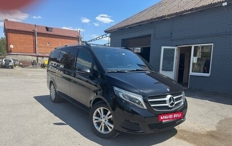 Mercedes-Benz V-Класс, 2016 год, 3 940 000 рублей, 2 фотография