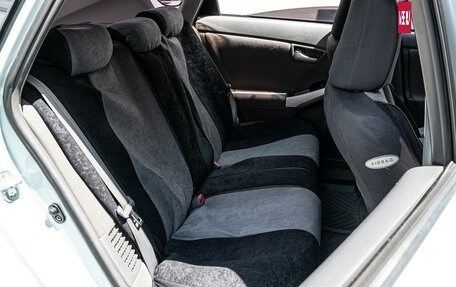 Toyota Prius, 2011 год, 1 365 000 рублей, 9 фотография