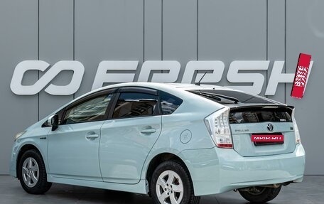 Toyota Prius, 2011 год, 1 365 000 рублей, 2 фотография