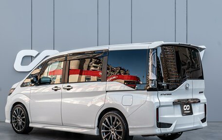 Honda Stepwgn IV, 2020 год, 2 990 000 рублей, 2 фотография