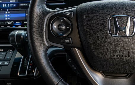 Honda Stepwgn IV, 2020 год, 2 990 000 рублей, 16 фотография