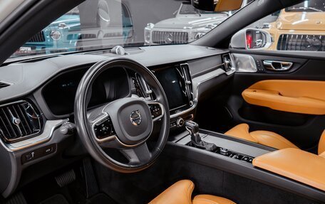 Volvo V60 Cross Country II, 2020 год, 3 900 000 рублей, 20 фотография