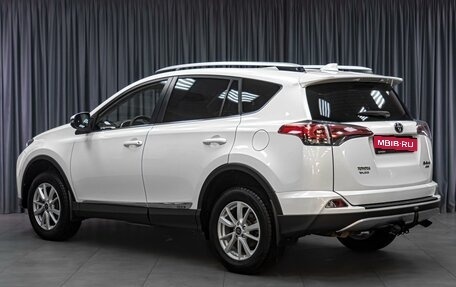 Toyota RAV4, 2017 год, 2 569 000 рублей, 2 фотография