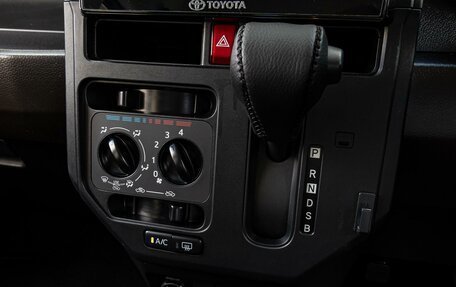 Toyota Roomy I, 2020 год, 1 170 000 рублей, 12 фотография