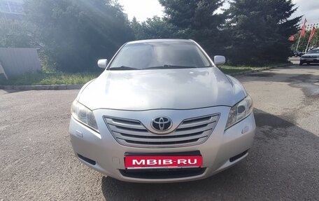 Toyota Camry, 2008 год, 970 000 рублей, 1 фотография