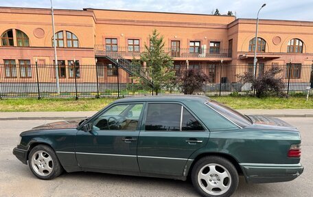 Mercedes-Benz E-Класс, 1994 год, 500 000 рублей, 6 фотография
