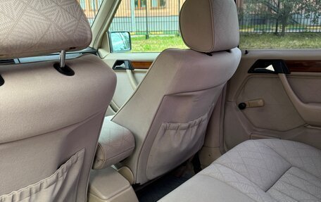 Mercedes-Benz E-Класс, 1994 год, 500 000 рублей, 11 фотография