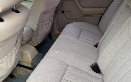 Mercedes-Benz E-Класс, 1994 год, 500 000 рублей, 10 фотография