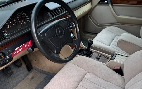 Mercedes-Benz E-Класс, 1994 год, 500 000 рублей, 8 фотография