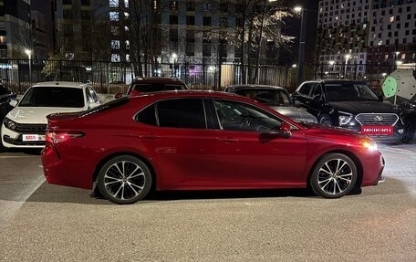 Toyota Camry, 2018 год, 2 300 000 рублей, 3 фотография