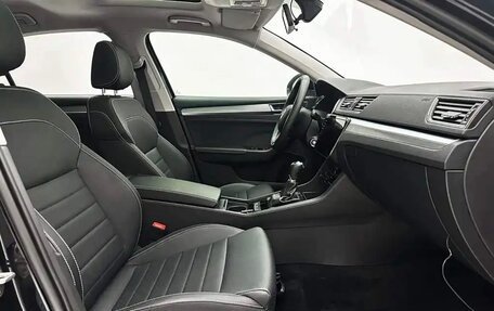 Skoda Superb III рестайлинг, 2023 год, 2 400 000 рублей, 20 фотография