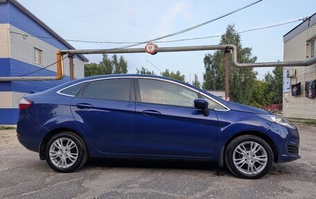 Ford Fiesta, 2016 год, 850 000 рублей, 3 фотография