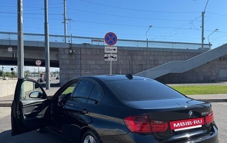 BMW 3 серия, 2013 год, 2 100 000 рублей, 2 фотография