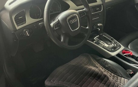 Audi A4, 2009 год, 300 000 рублей, 13 фотография