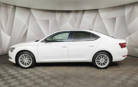 Skoda Superb III рестайлинг, 2017 год, 1 898 000 рублей, 5 фотография