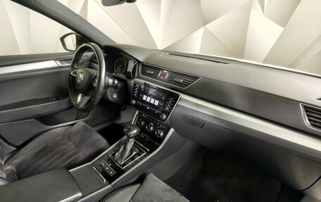 Skoda Superb III рестайлинг, 2017 год, 1 898 000 рублей, 13 фотография