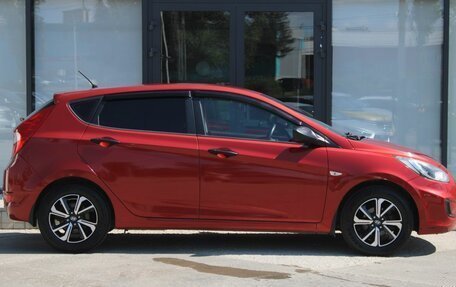 Hyundai Solaris II рестайлинг, 2013 год, 915 000 рублей, 4 фотография