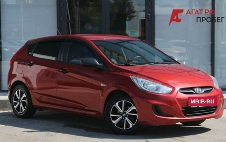 Hyundai Solaris II рестайлинг, 2013 год, 915 000 рублей, 3 фотография