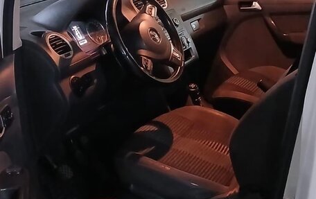 Volkswagen Caddy III рестайлинг, 2013 год, 1 100 000 рублей, 2 фотография