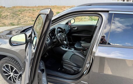 Jeep Compass II, 2017 год, 2 300 000 рублей, 11 фотография