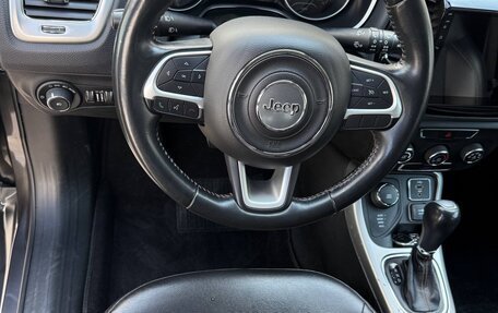 Jeep Compass II, 2017 год, 2 300 000 рублей, 13 фотография