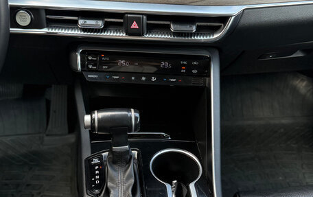 KIA K5, 2020 год, 2 300 000 рублей, 22 фотография