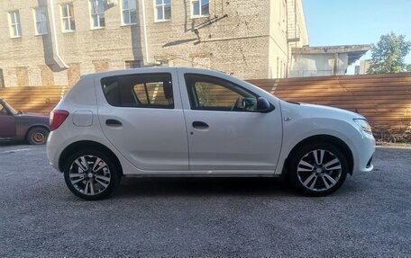 Renault Sandero II рестайлинг, 2015 год, 599 000 рублей, 6 фотография
