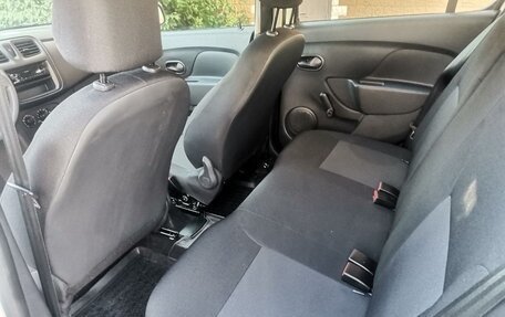 Renault Sandero II рестайлинг, 2015 год, 599 000 рублей, 16 фотография