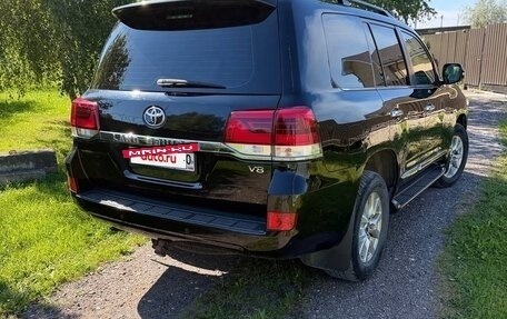 Toyota Land Cruiser 200, 2016 год, 5 800 000 рублей, 2 фотография