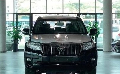 Toyota Land Cruiser Prado 150 рестайлинг 2, 2022 год, 7 200 000 рублей, 1 фотография