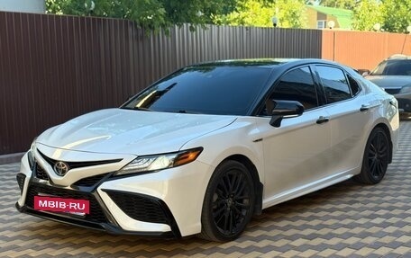 Toyota Camry, 2021 год, 3 200 000 рублей, 3 фотография