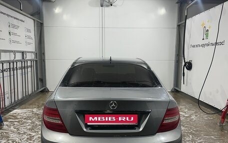 Mercedes-Benz C-Класс, 2011 год, 1 100 000 рублей, 3 фотография