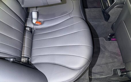 Mercedes-Benz E-Класс, 2025 год, 7 350 000 рублей, 16 фотография
