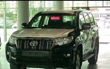 Toyota Land Cruiser Prado 150 рестайлинг 2, 2022 год, 7 200 000 рублей, 2 фотография