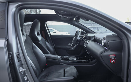 Mercedes-Benz A-Класс AMG, 2019 год, 3 335 310 рублей, 33 фотография