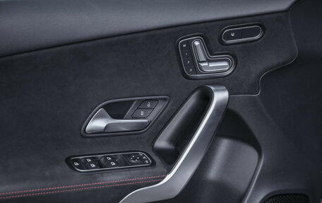 Mercedes-Benz A-Класс AMG, 2019 год, 3 335 310 рублей, 29 фотография