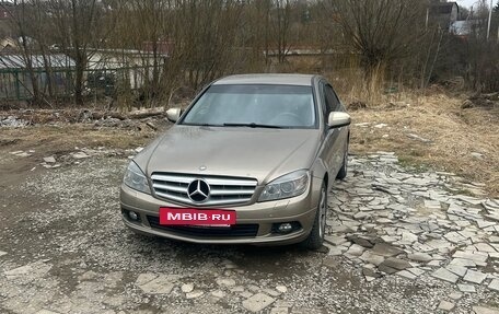 Mercedes-Benz C-Класс, 2008 год, 1 100 000 рублей, 27 фотография