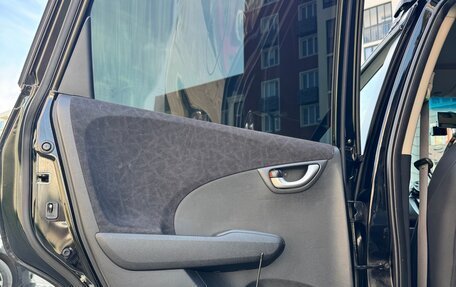 Honda Fit Shuttle I рестайлинг, 2014 год, 1 000 000 рублей, 18 фотография