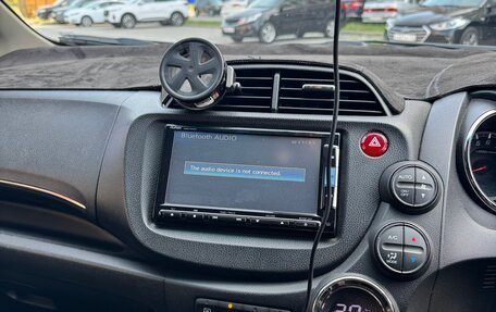 Honda Fit Shuttle I рестайлинг, 2014 год, 1 000 000 рублей, 26 фотография