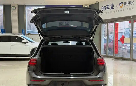 Volkswagen Golf VIII, 2022 год, 1 879 757 рублей, 18 фотография