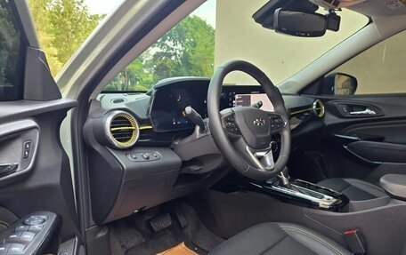 Chevrolet Trax, 2023 год, 1 475 000 рублей, 7 фотография
