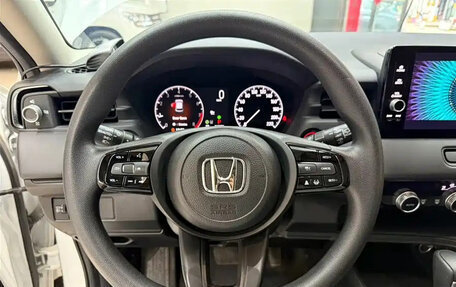 Honda Vezel, 2022 год, 1 700 000 рублей, 9 фотография