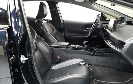 Toyota Prius IV XW50, 2025 год, 3 990 000 рублей, 6 фотография