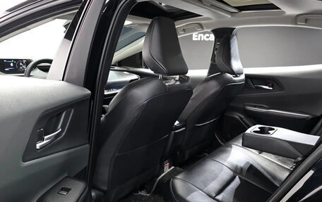 Toyota Prius IV XW50, 2025 год, 3 990 000 рублей, 12 фотография
