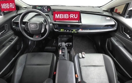 Toyota Prius IV XW50, 2025 год, 3 990 000 рублей, 7 фотография