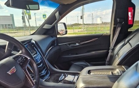 Cadillac Escalade IV, 2015 год, 2 900 000 рублей, 17 фотография